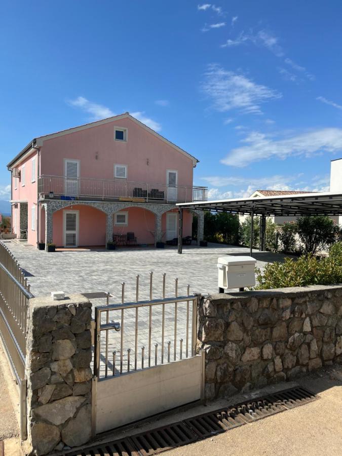 Apartments Marija Малинска Екстериор снимка
